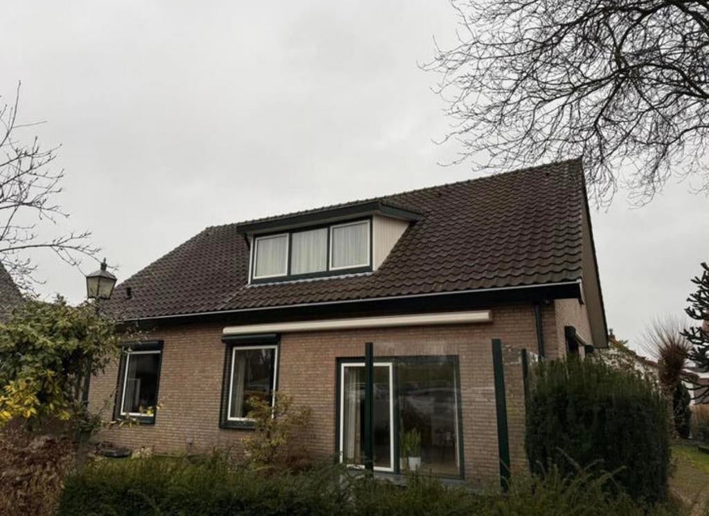 Mooie goede dakpannen, Huizen en Kamers