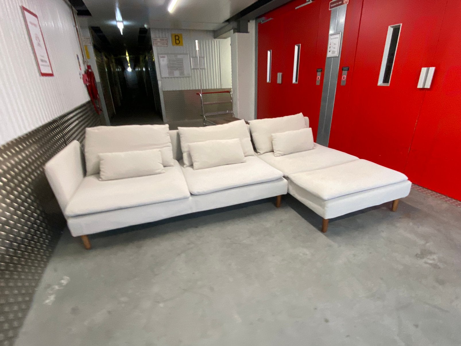 IKEA SÖDERHAMN BANK - gratis levering-, Huis en Inrichting, Ophalen of Verzenden, Zo goed als nieuw, Vierpersoons of meer