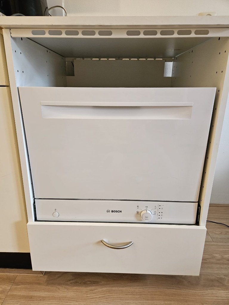 Bosch SKS50E32EU Tafelmodel Vaatwasser met IKEA METOD Kast, Ophalen, Gebruikt, 85 tot 90 cm, Eco programma