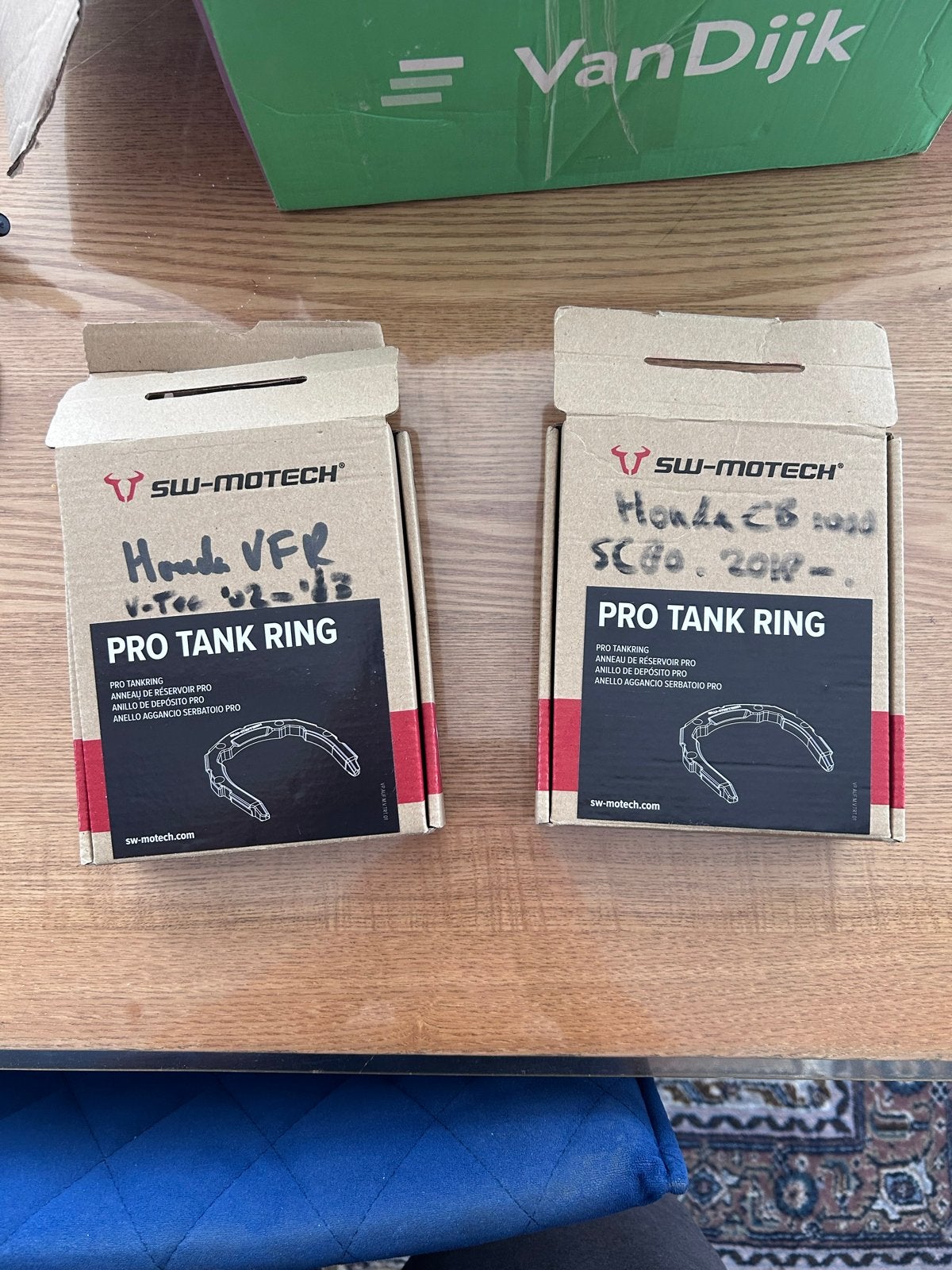 SW-Motech Tankring 2x Honda VFR800 (02-13) & CB1000R (18-), Ophalen of Verzenden, Zo goed als nieuw