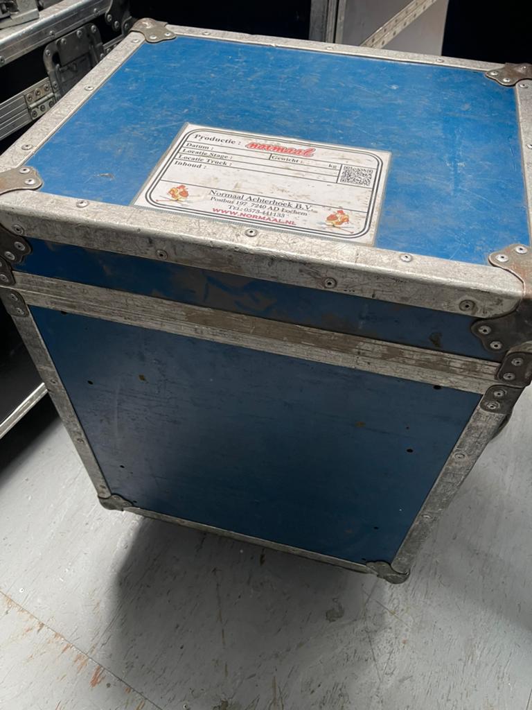 FLIGHTCASE van de band NORMAAL 41x50cm 51+9cm Hoog & Wheels, Ophalen, Gebruikt, Overige instrumenten, Flightcase