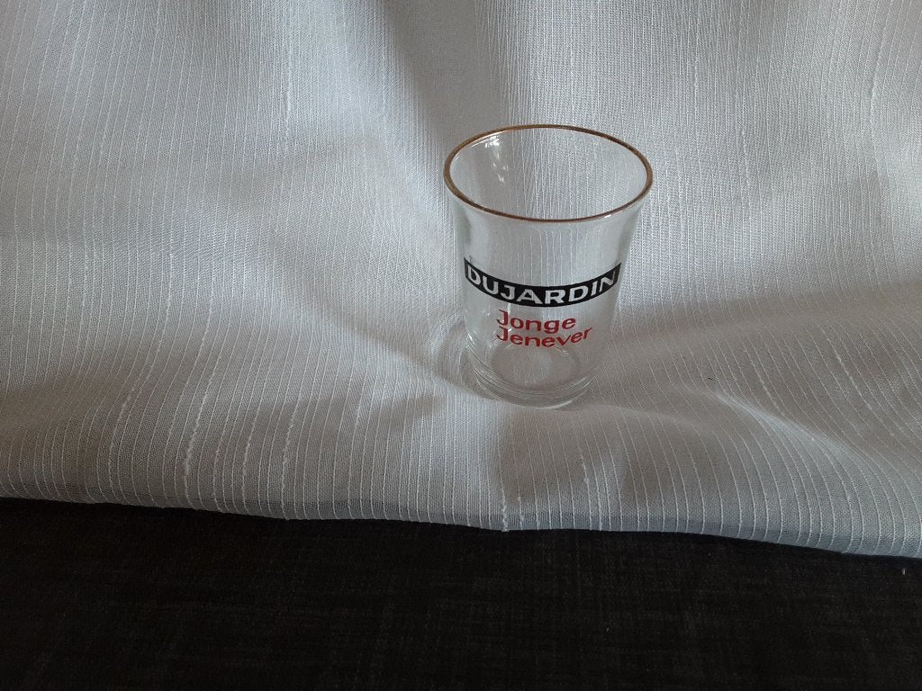 DUJARDIN glaasje, zwarte logo, 6 cm hoog, Ophalen of Verzenden, Zo goed als nieuw, Borrel- of Shotglas