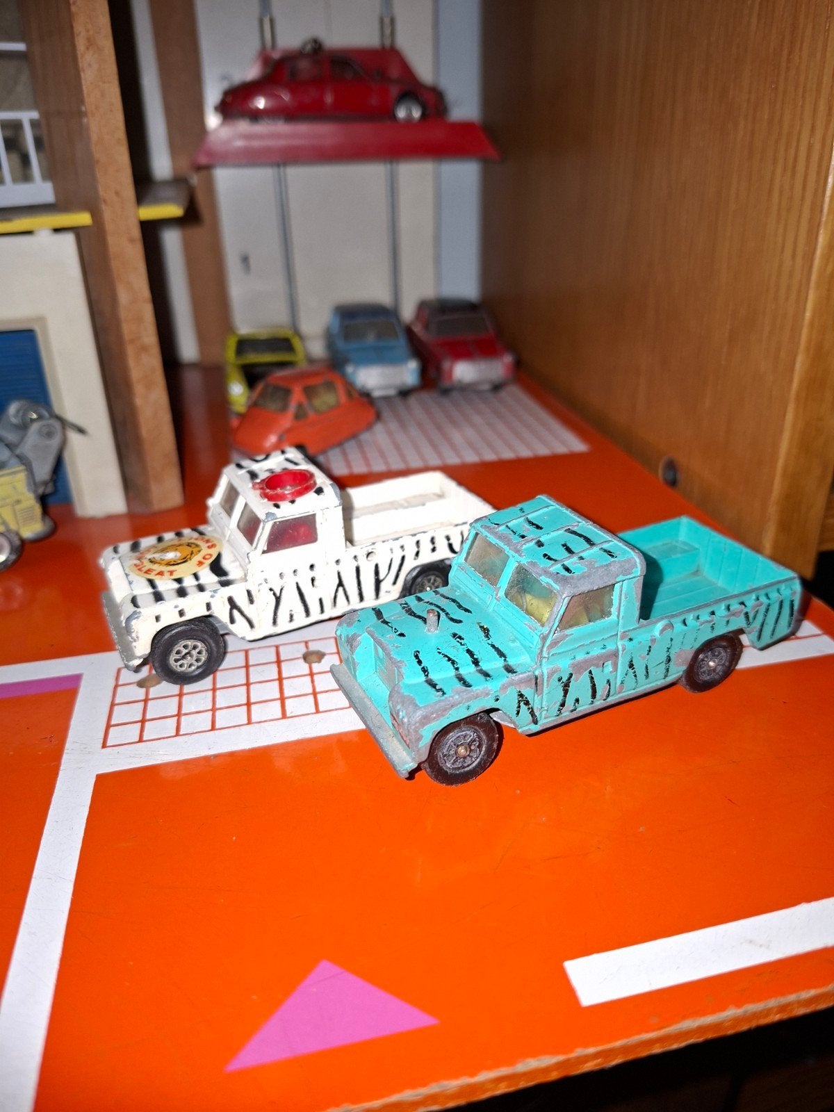 2x Corgi Whizzwheels Land Rover 109 WB - Vintage Speelgoed, Ophalen of Verzenden, Gebruikt, Auto, Corgi