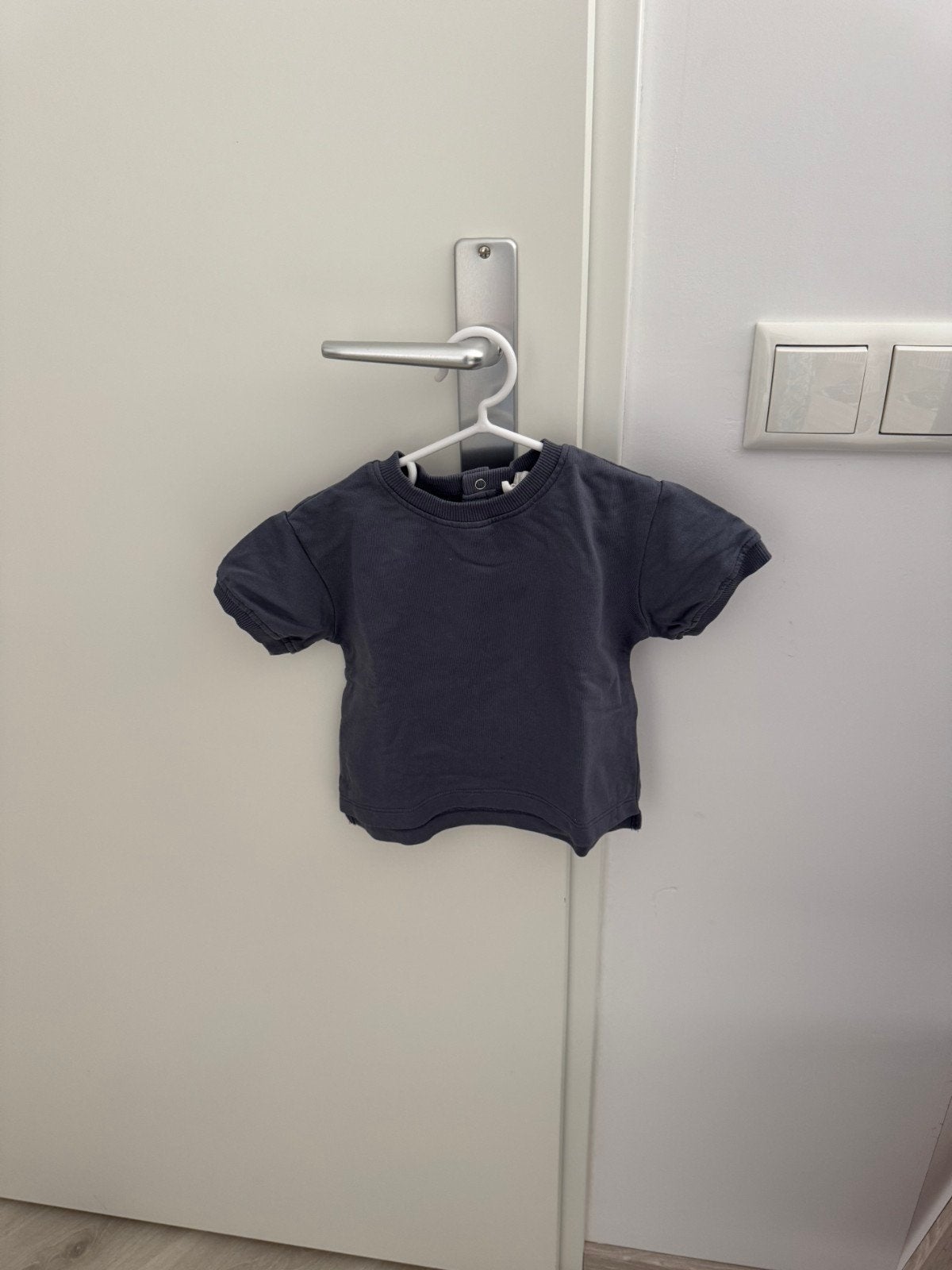 T-shirt, Kinderen en Baby's, Babykleding | Maat 68, Ophalen of Verzenden, Zo goed als nieuw, Hema, Jongetje
