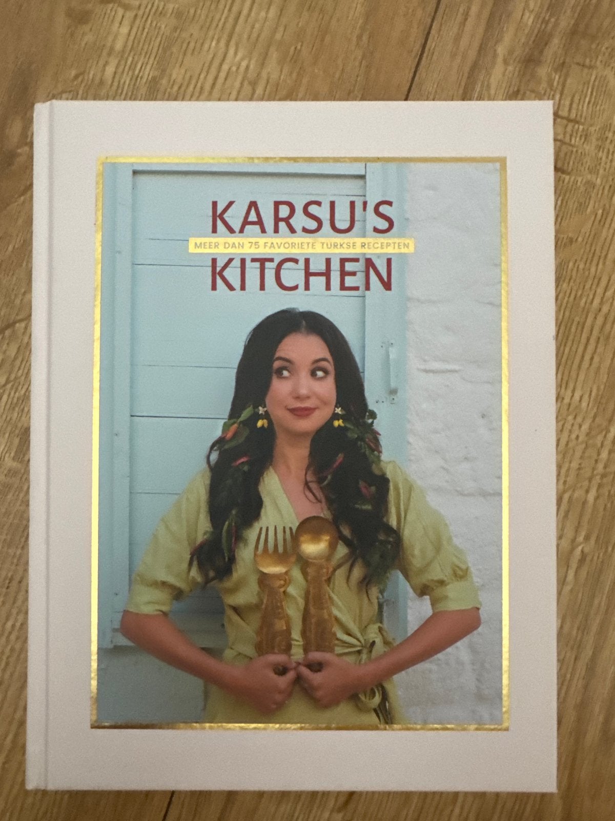 Karsu's Kitchen: Meer dan 75 Turkse Recepten, Ophalen of Verzenden, Zo goed als nieuw, Midden-Oosten en Marokko, Voorgerechten en Soepen