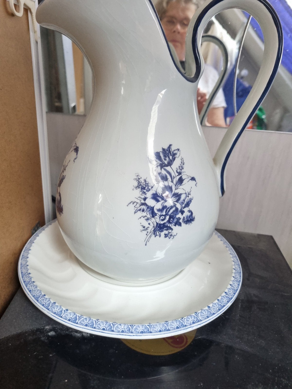 Mooie Delfts Blauwe kan, Ophalen