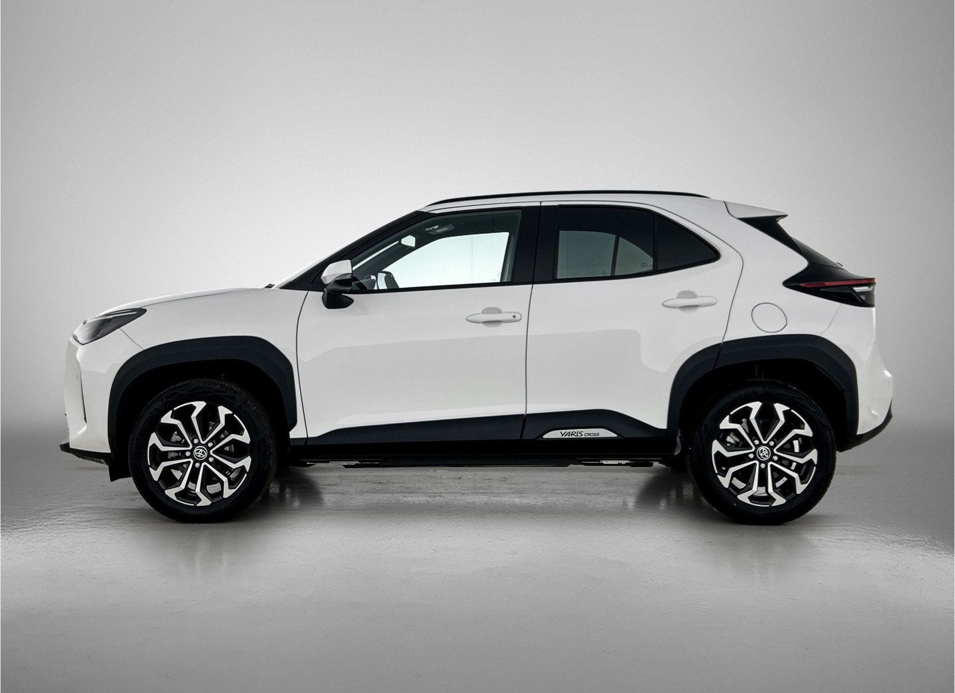Toyota Yaris Cross 1.5 Hybrid 130 Dynamic Comfort Pack | BTW, 12 maanden, Stof, Gebruikt, Automatische klimaatregeling