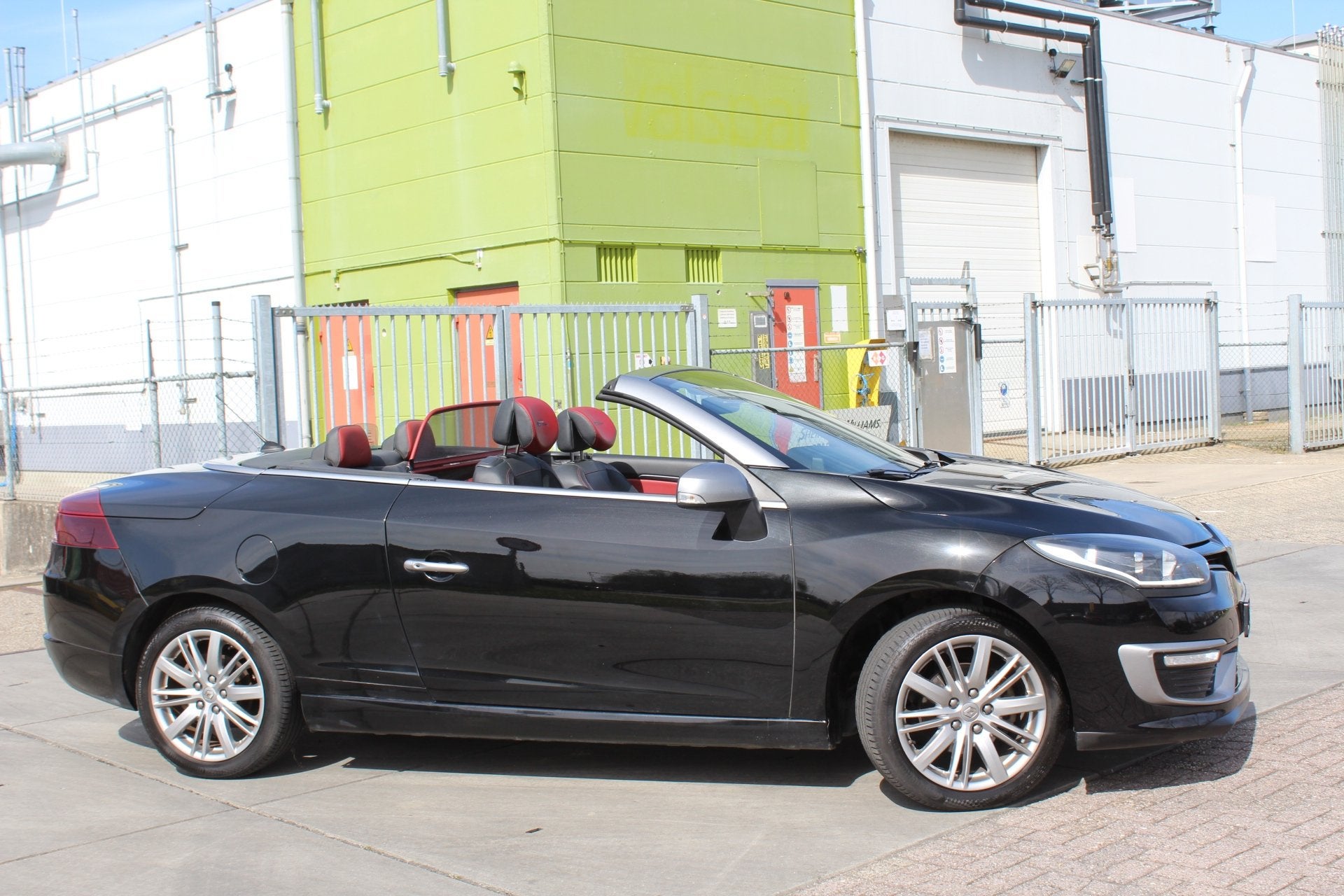 Foto 22 van Renault Mégane Coupé-Cabriolet 1.2 TCe Privilège GT line