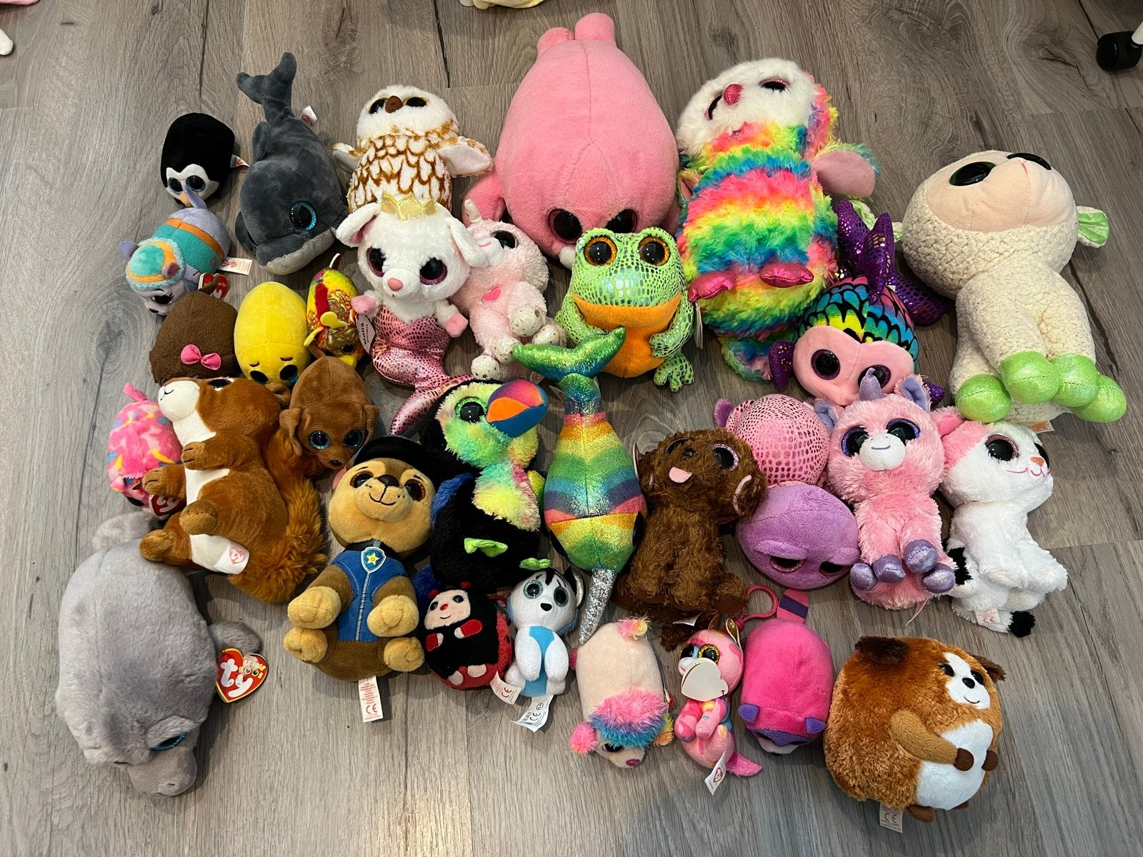 Grote collectie knuffels, waaronder Ty Beanie Boos, Gebruikt, Dinosaurus, Ophalen of Verzenden, Met label
