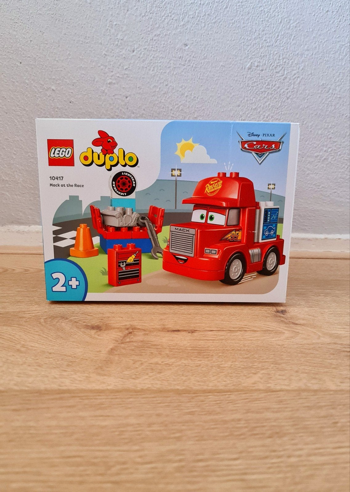 LEGO Duplo Disney en Pixar's Cars Mack bij de race - 10417, Inclusief instructies, Ophalen of Verzenden, Zo goed als nieuw, Complete set