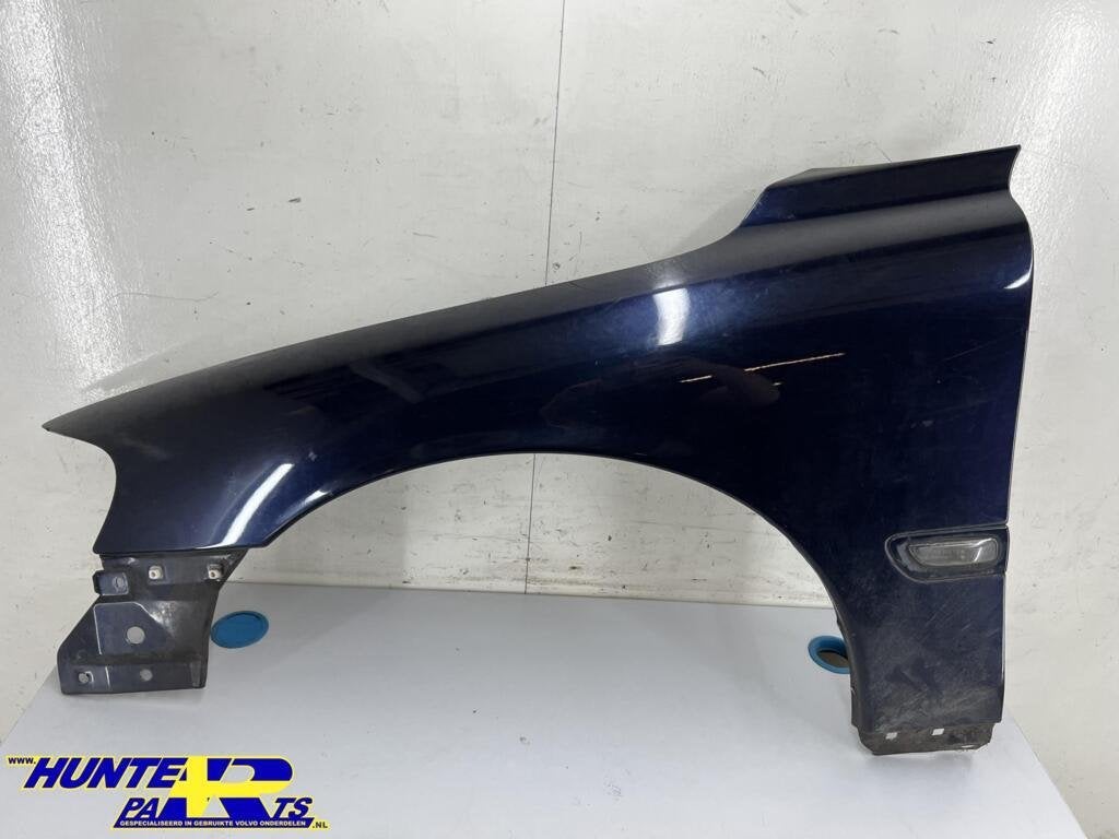 Voorscherm links blauw 467-46 Volvo V70/S60 ('00-'08), Gebruikt, Ophalen of Verzenden, Volvo, Volvo