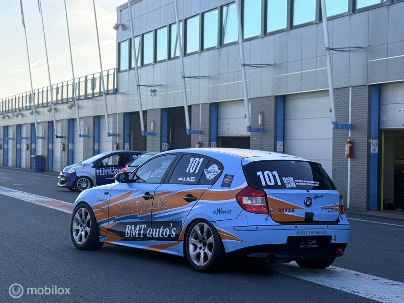 BMW 1-serie 120i MAX LEASE CUP AUTO, Achterwielaandrijving, 4 cilinders, Bruin, Origineel Nederlands