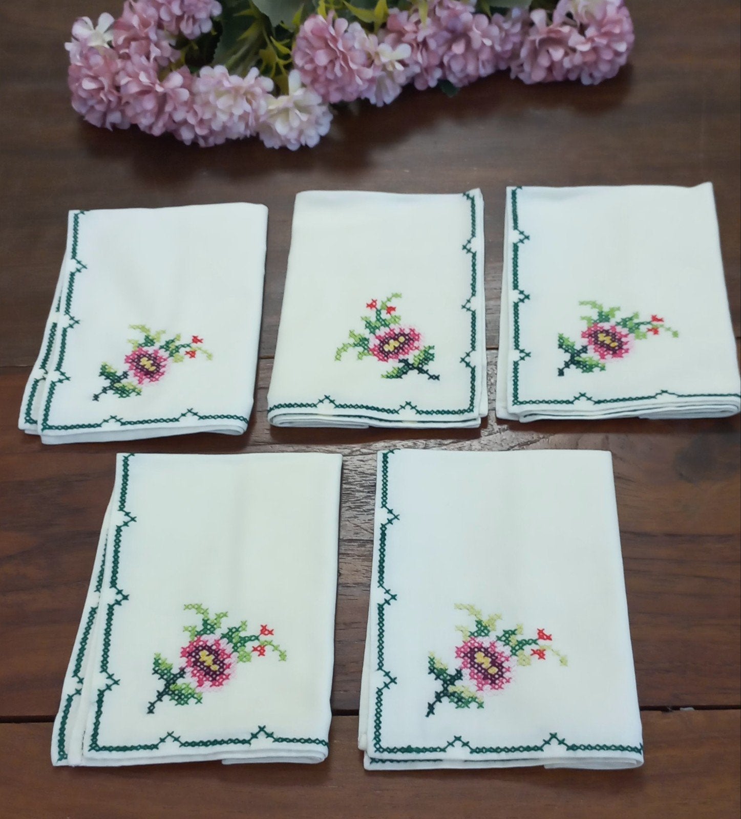 Set van 5 brocante servetten, geborduurde roze bloemen, Ophalen of Verzenden
