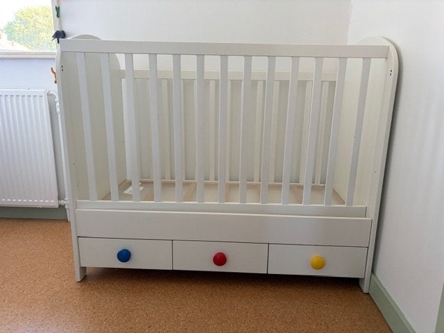 IKEA ledikant GONATT met lades, Kinderen en Baby's, Ophalen, Nieuw, Lattenbodem, Minder dan 140 cm