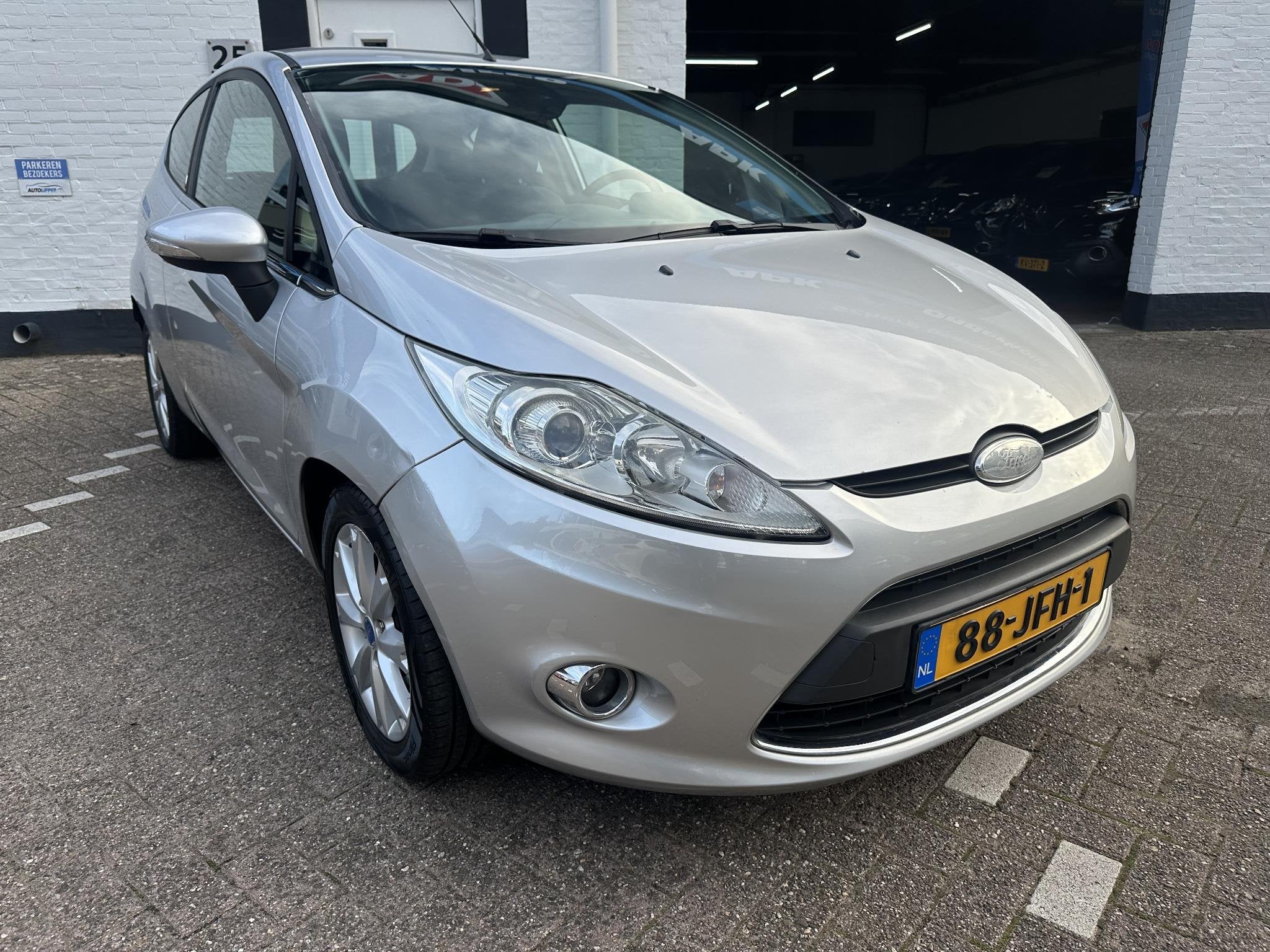 Ford Fiesta 1.25 Ghia /Airco/Apk 29-04-2027, Voorwielaandrijving, Stof, 82 pk, Origineel Nederlands
