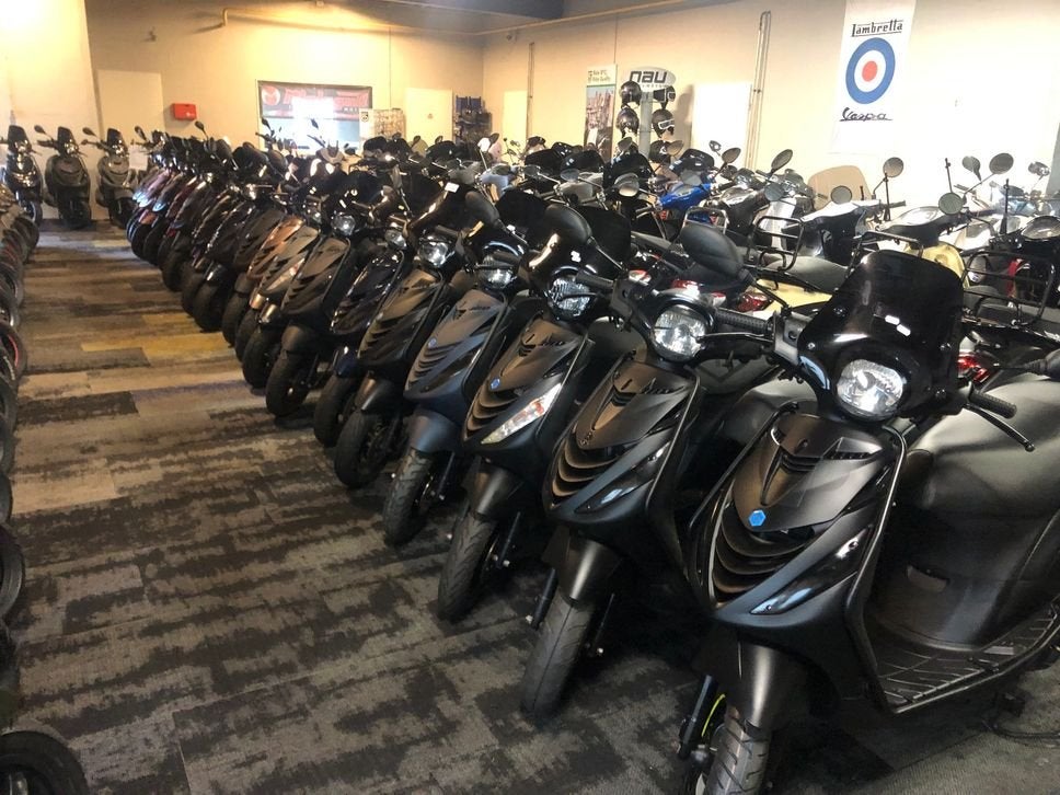 Foto 22 van GROOTAANBOD: 120X PIAGGIO ZIP SP VESPA SPRINT S  SPEEDFIGHT