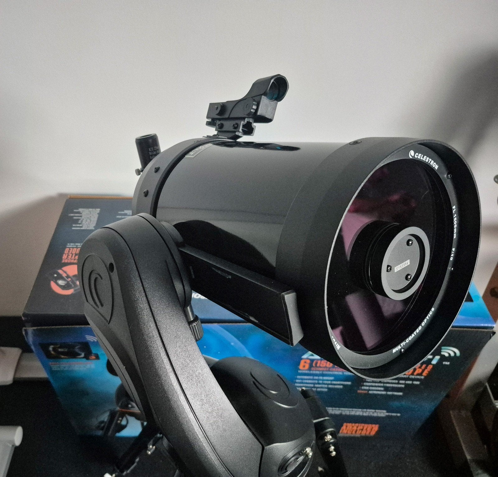 Celestron Astro Fi 6 Schmidt-Cassegrain Telescoop, Audio, Tv en Foto, Optische apparatuur | Telescopen, 80 tot 200 mm, Met statief