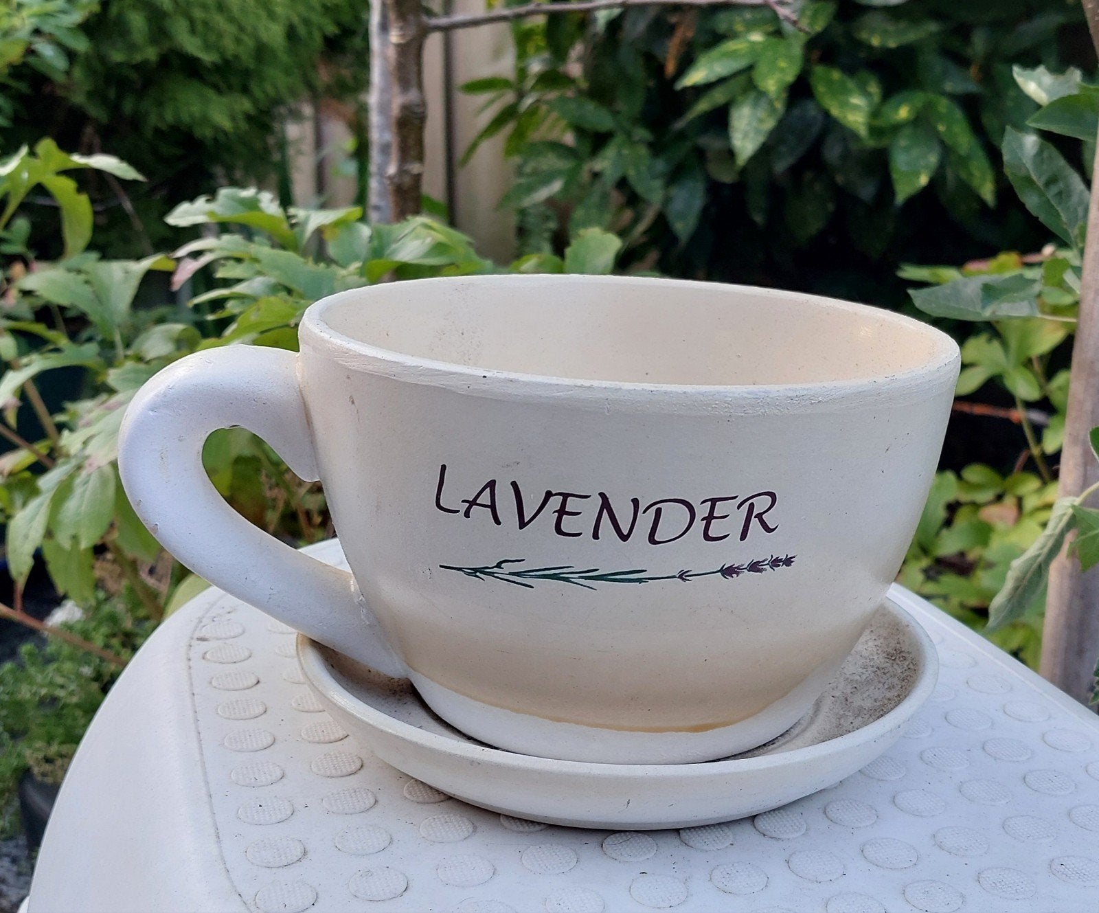 GRATIS oud plantenbakje / plantenpotje "Lavendel", Ophalen