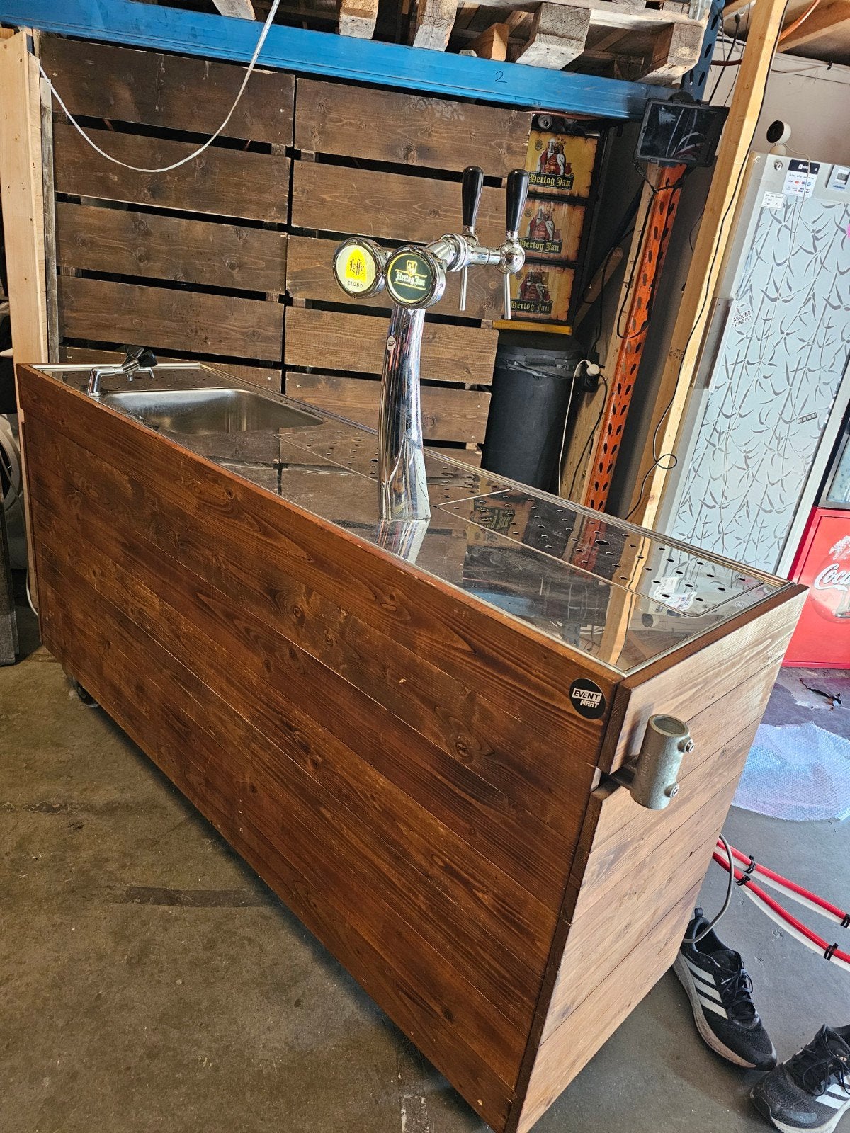 MobiMobiele houten bar met vrijwel nieuwe dubbele tapinstall, Ophalen, Zo goed als nieuw