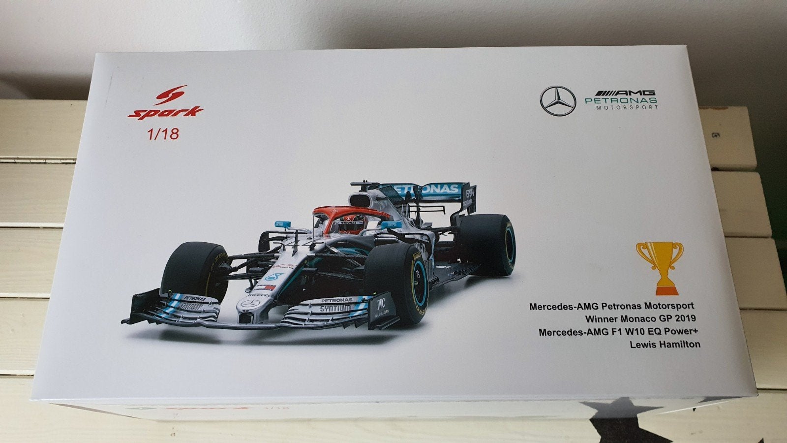 Lewis Hamilton Mercedes Monaco GP 2019 Lauda tribute 1:18, Ophalen of Verzenden, Nieuw, Formule 1