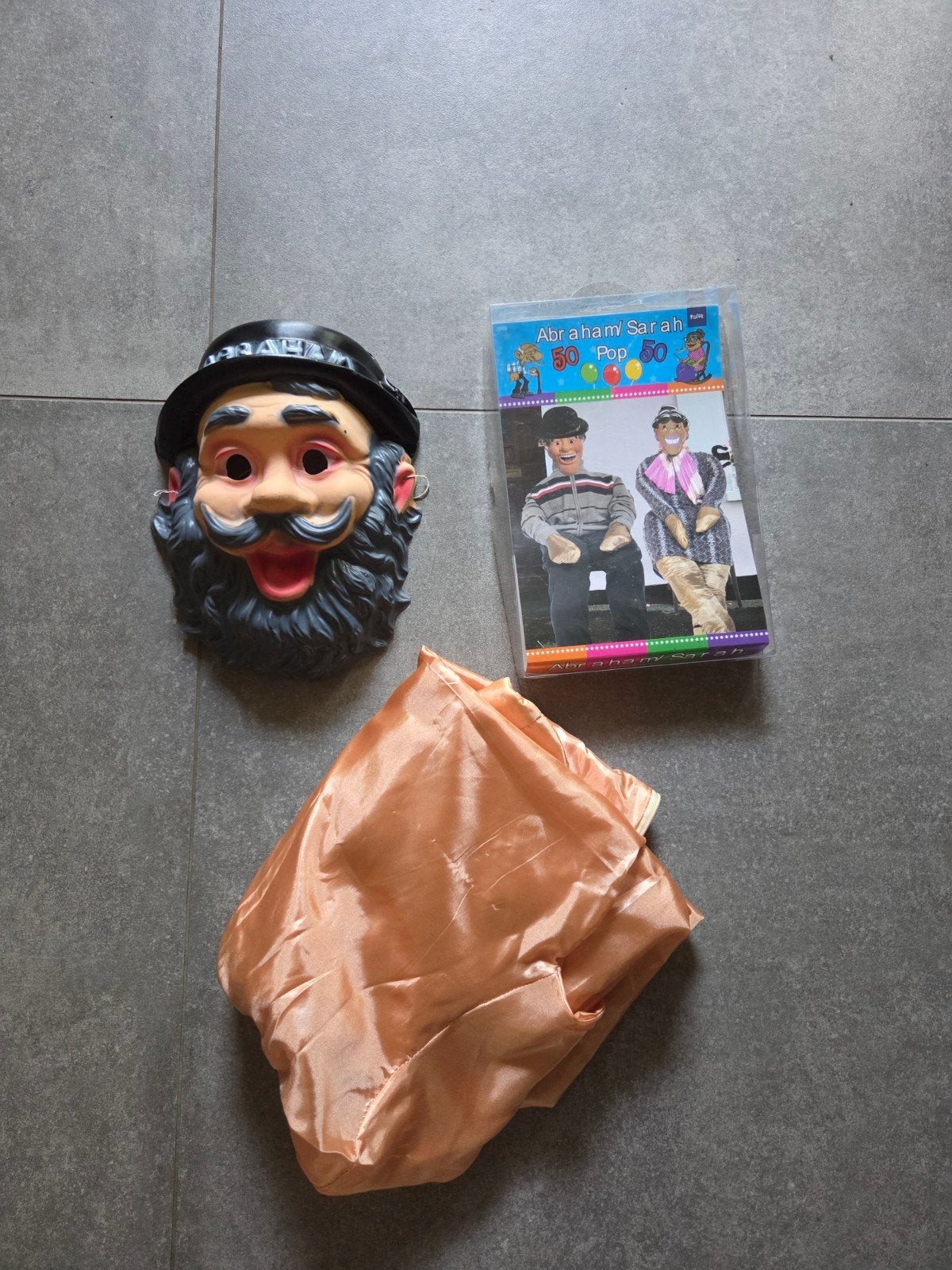 Abraham/ Sarah 50 jaar vulpop met masker, Ophalen of Verzenden, Zo goed als nieuw, Feestartikel, Abraham of Sarah