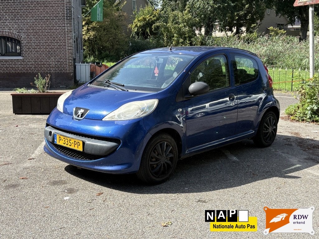 Peugeot 107 1.0-12V XR / Carplay (bj 2008), Voorwielaandrijving, Gebruikt, ABS, 68 pk