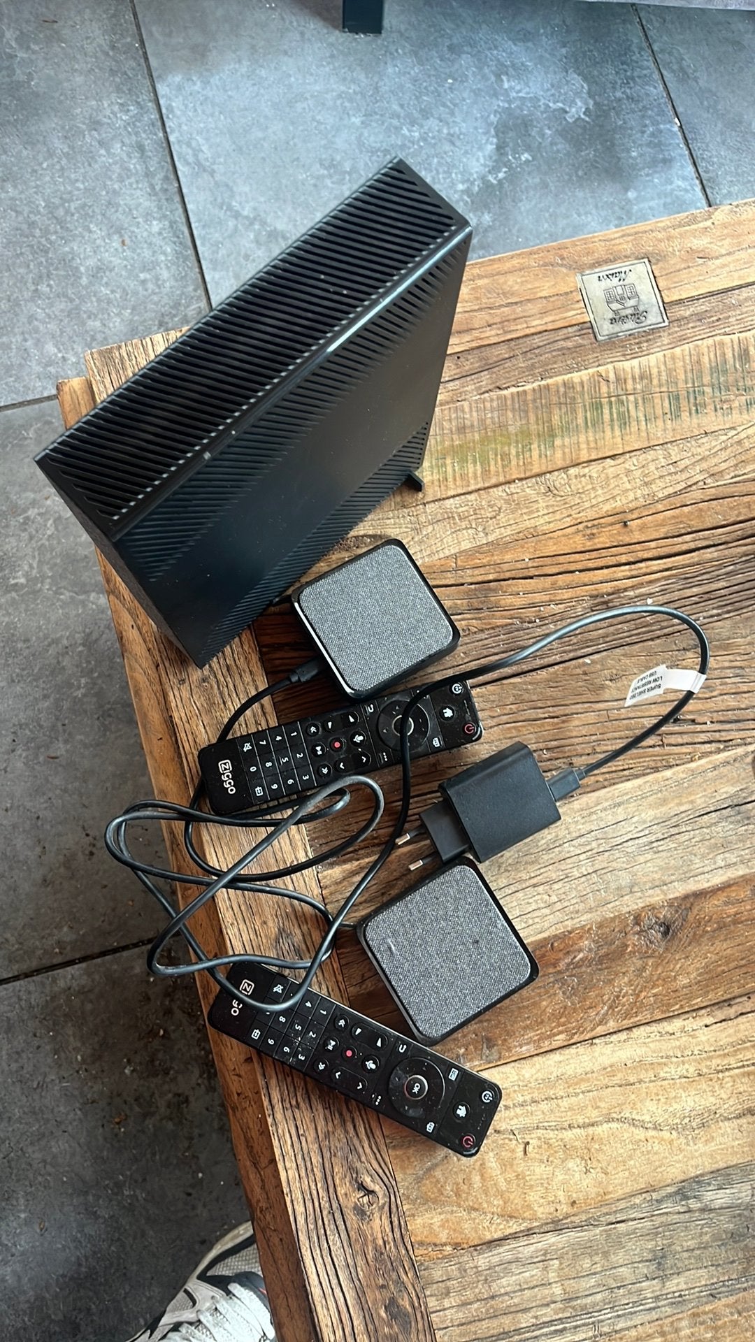 Ziggo complete set voor 2 tv, Ophalen of Verzenden, Zo goed als nieuw, 100 cm of meer, 50 Hz
