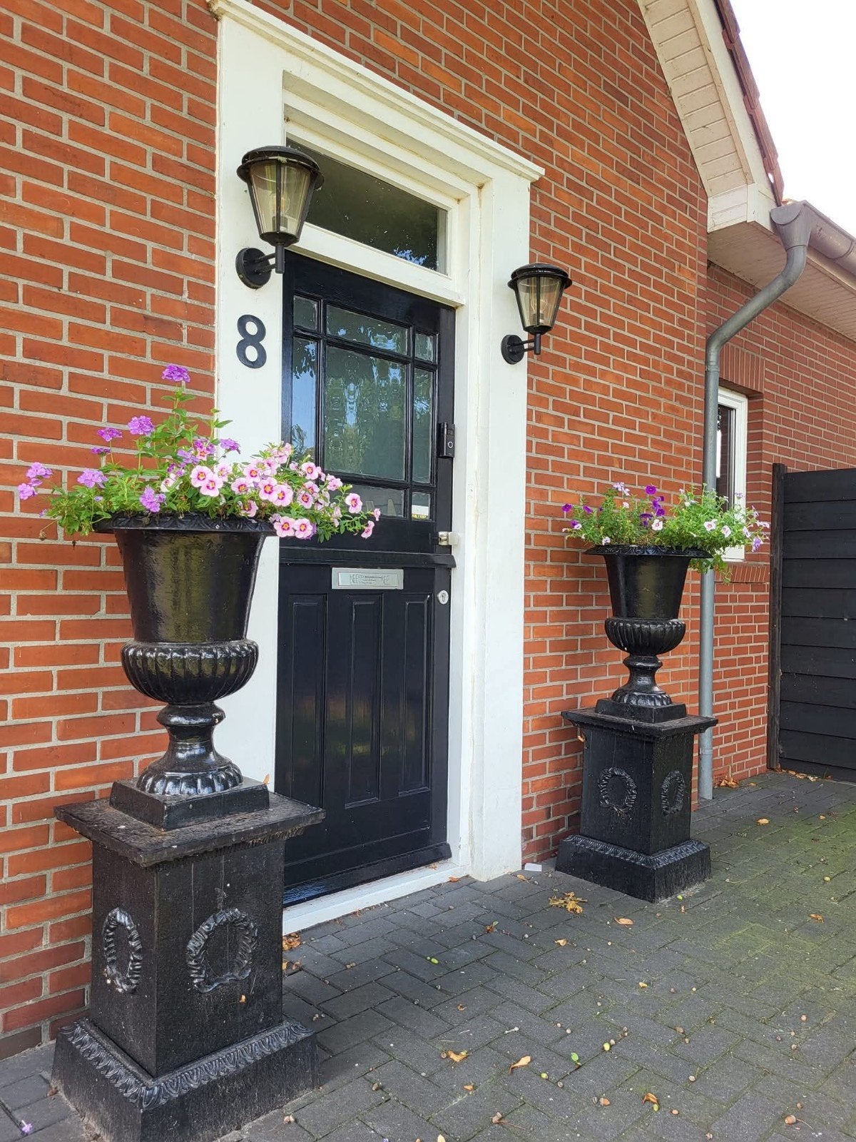 Gietijzeren tuinvazen tuinvaas bloempot bloembak op sokkel, Tuin en Terras, Ophalen of Verzenden, Nieuw