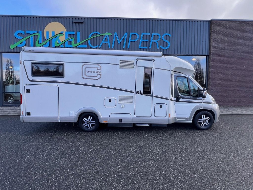 Carthago Chic C-Line T 4.8 AUT/LEVELSYSTEEM, Caravans en Kamperen, Campers, Automaat, Bedrijf, Diesel, Carthago