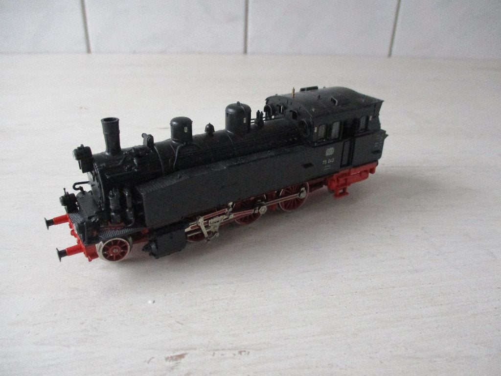 Märklin Stoomlok 75 042 DB 8313 Hamo, Hobby en Vrije tijd, Modeltreinen | H0, Wisselstroom, Locomotief, Ophalen of Verzenden, Zo goed als nieuw