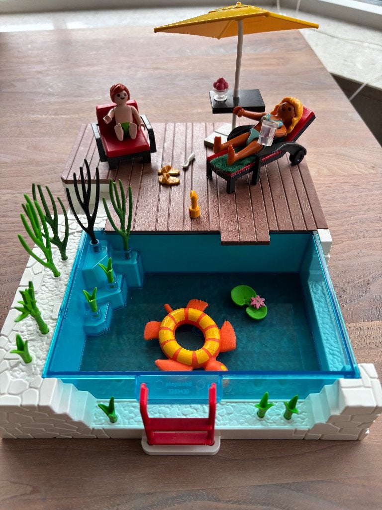 Playmobil City Life zwembad (5575) complete set, Ophalen of Verzenden, Zo goed als nieuw, Complete set
