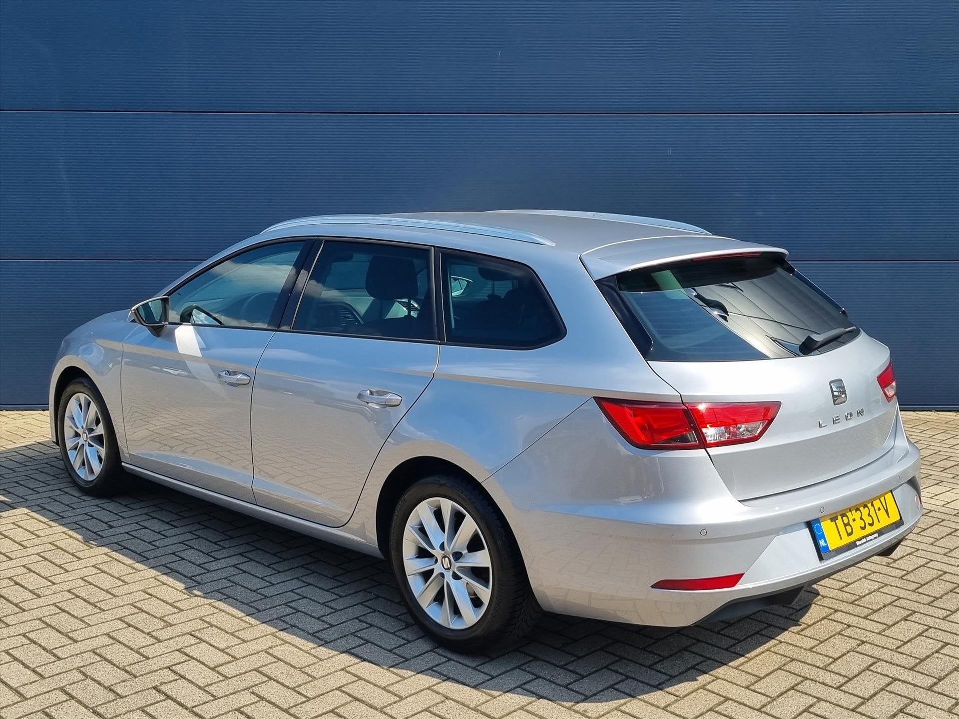 SEAT Leon Sportstourer 1.0 EcoTSI 115PK DSG-7 Automaat Style, Auto's, Stof, Gebruikt, Overige kleuren, Leon