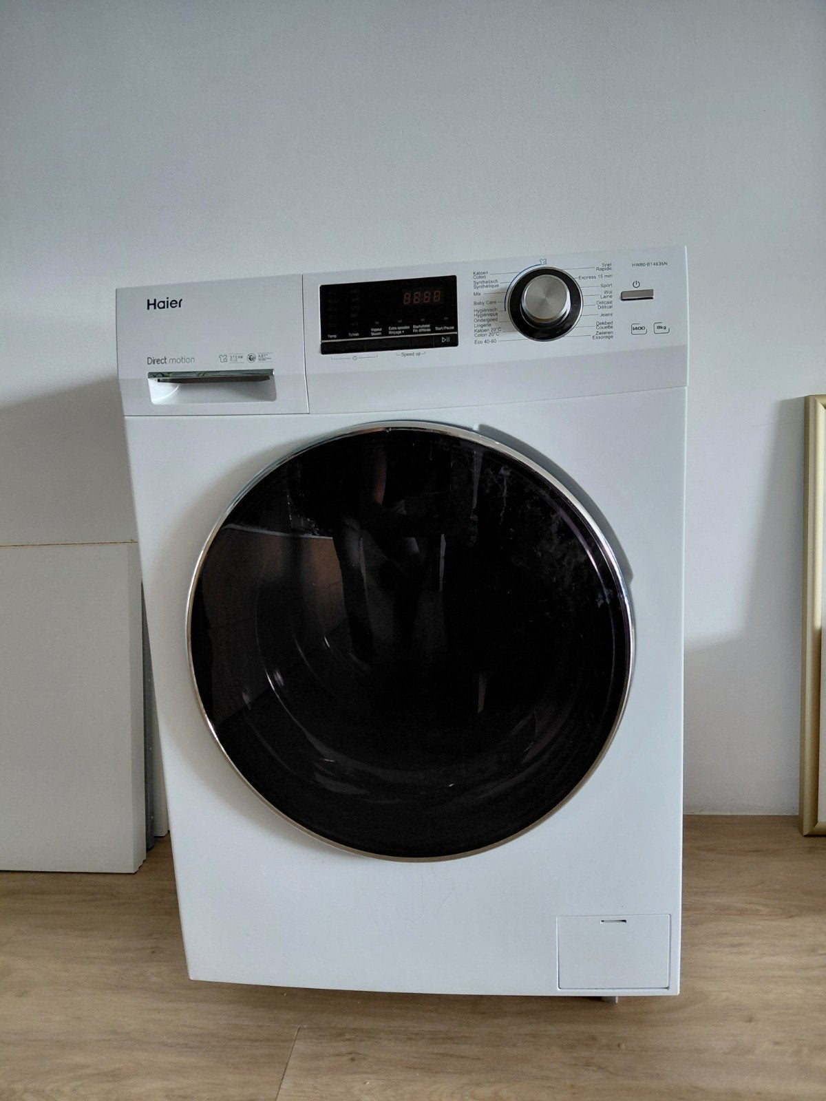 Haier Wasmachine HW80-B14636 - 8kg, 5 jaar oud, Witgoed en Apparatuur, Ophalen, Zo goed als nieuw, 85 tot 90 cm