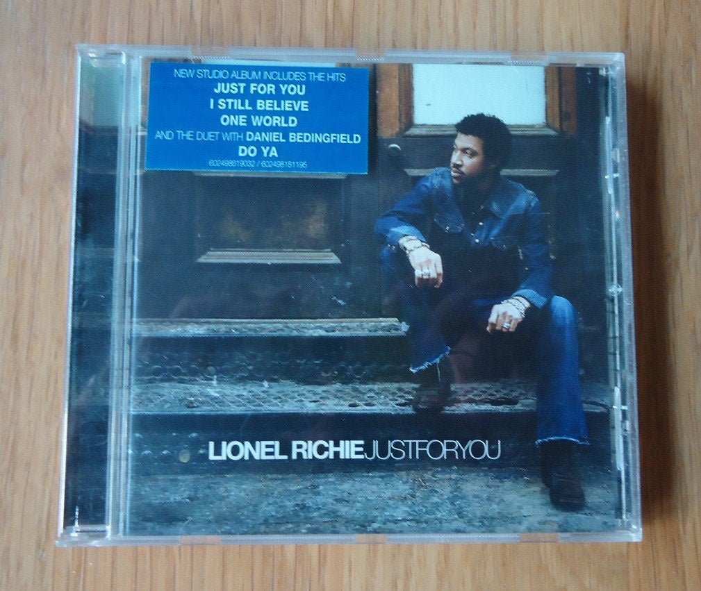 Te koop de originele CD Just For You van Lionel Richie., Ophalen of Verzenden, 2000 - 2009, Zo goed als nieuw