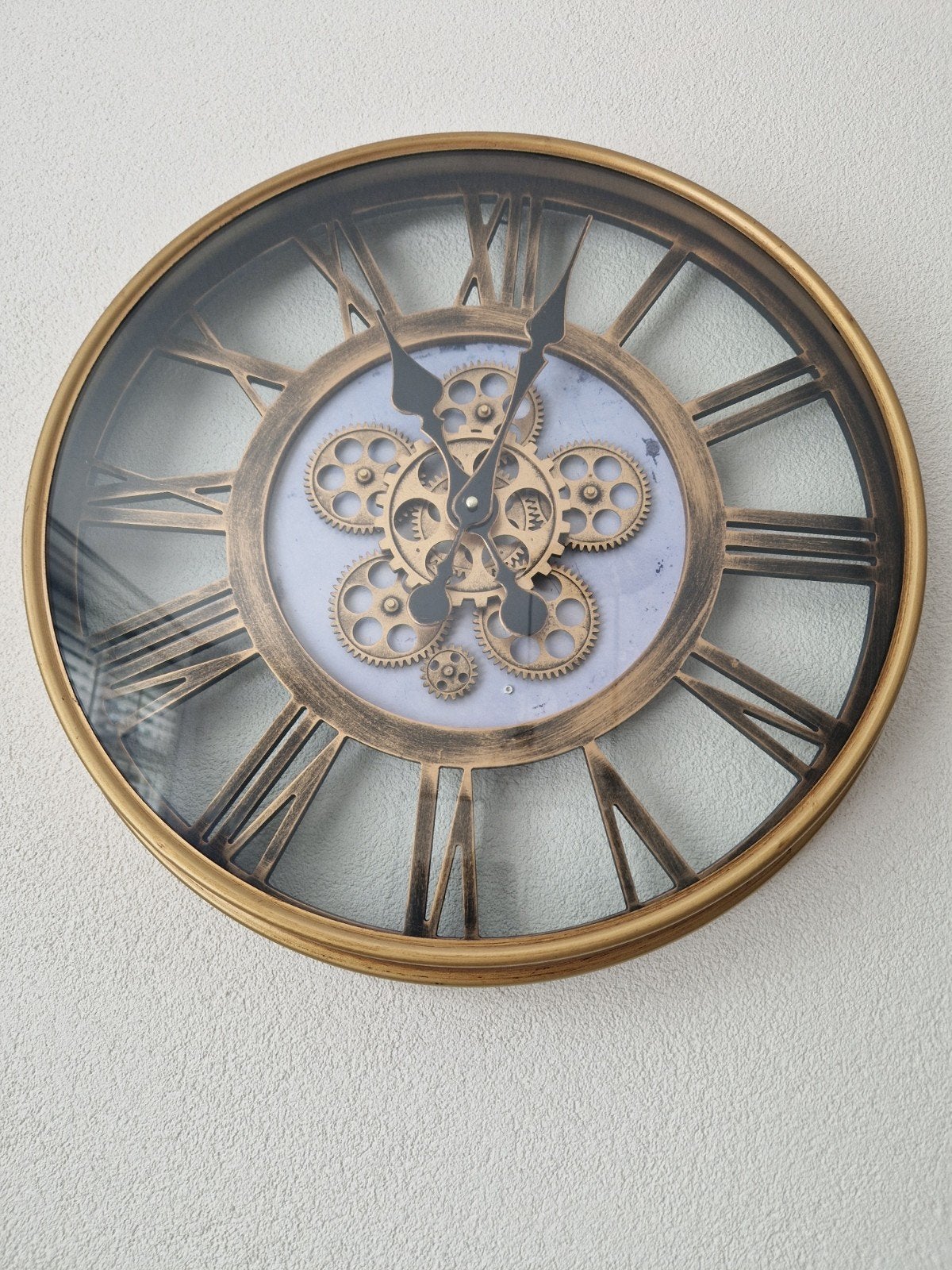 Wandklok met draaiende tandwielen - Zo goed als nieuw, Huis en Inrichting, Ophalen of Verzenden, Zo goed als nieuw, Wandklok