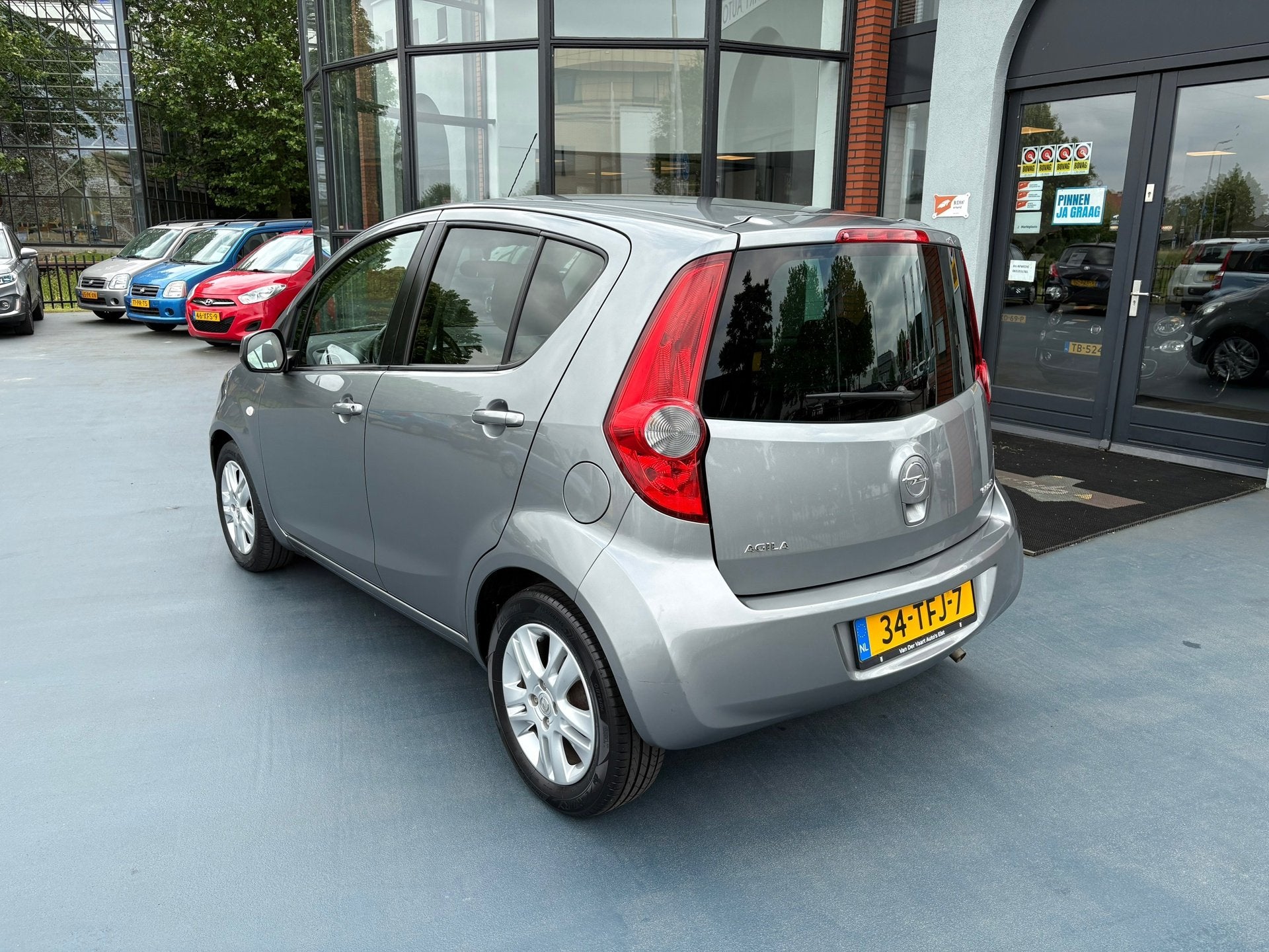 Opel Agila 1.0 Edition AIRCO HOGE INSTAP, Auto's, Gebruikt, 31 €/maand, Origineel Nederlands, Bedrijf
