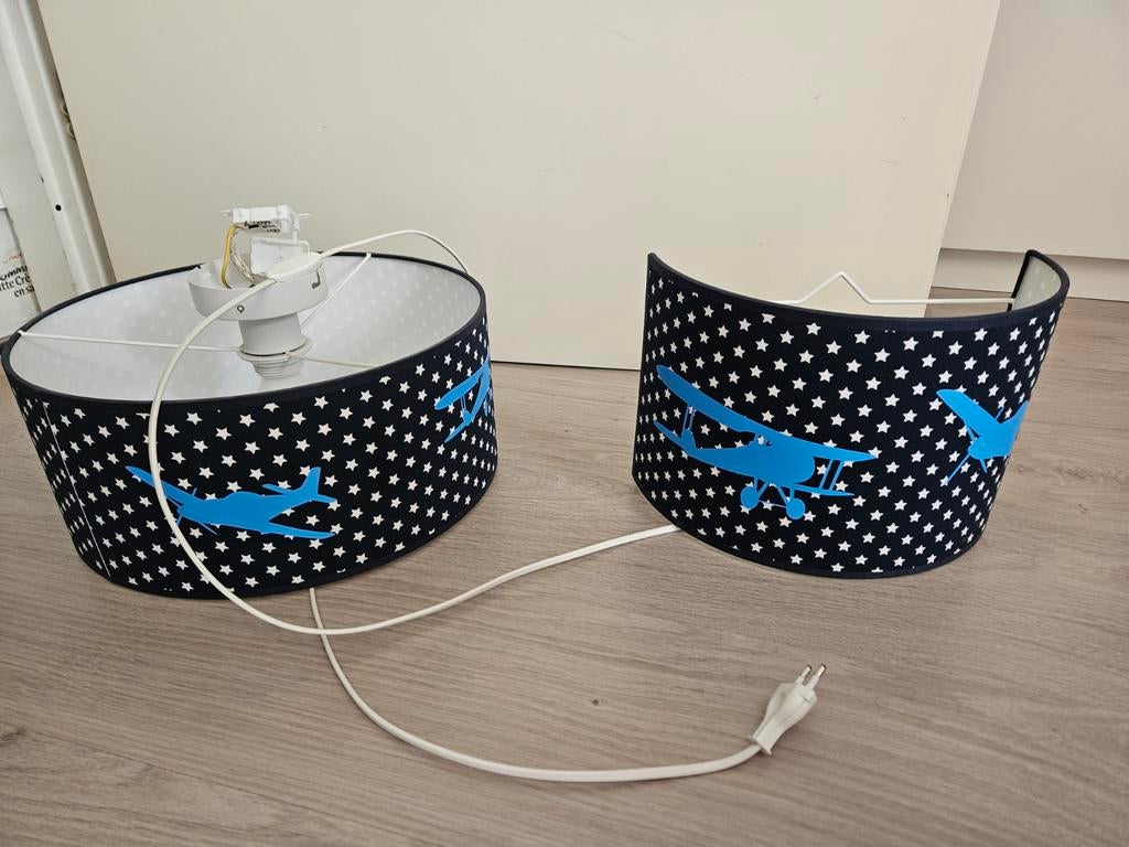 Lamp met vliegtuigjes/sterren patroon (2 lampen), Ophalen, Gebruikt