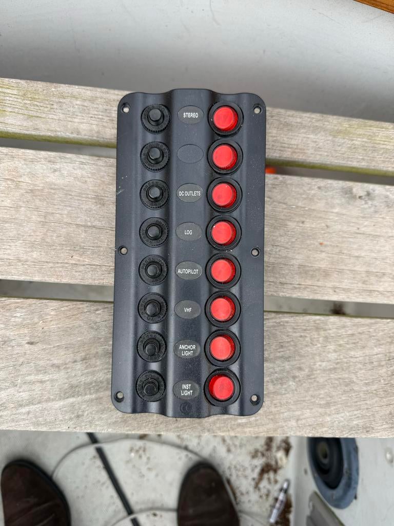 Schakelpaneel met 8 schakelaars, Ophalen of Verzenden, Gebruikt, Overige typen