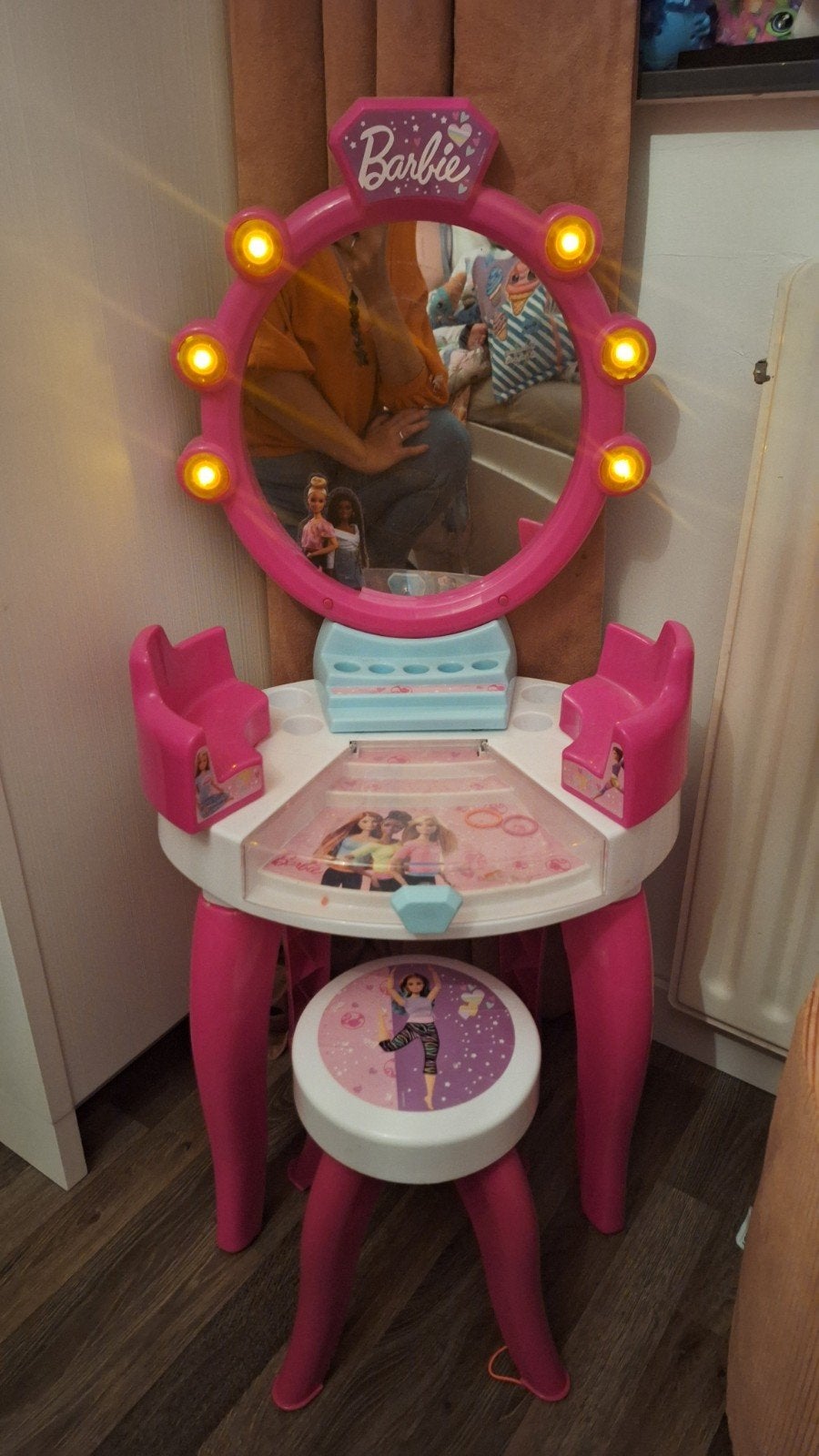 Barbie kaptafel, Ophalen, Zo goed als nieuw, 50 tot 100 cm, Minder dan 100 cm