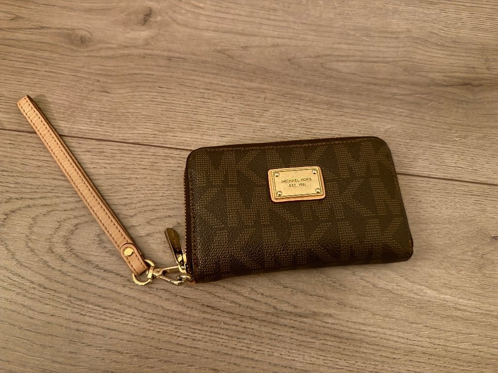 Michael Kors Portemonnee, Ophalen of Verzenden, Gebruikt, Beige, Overige merken