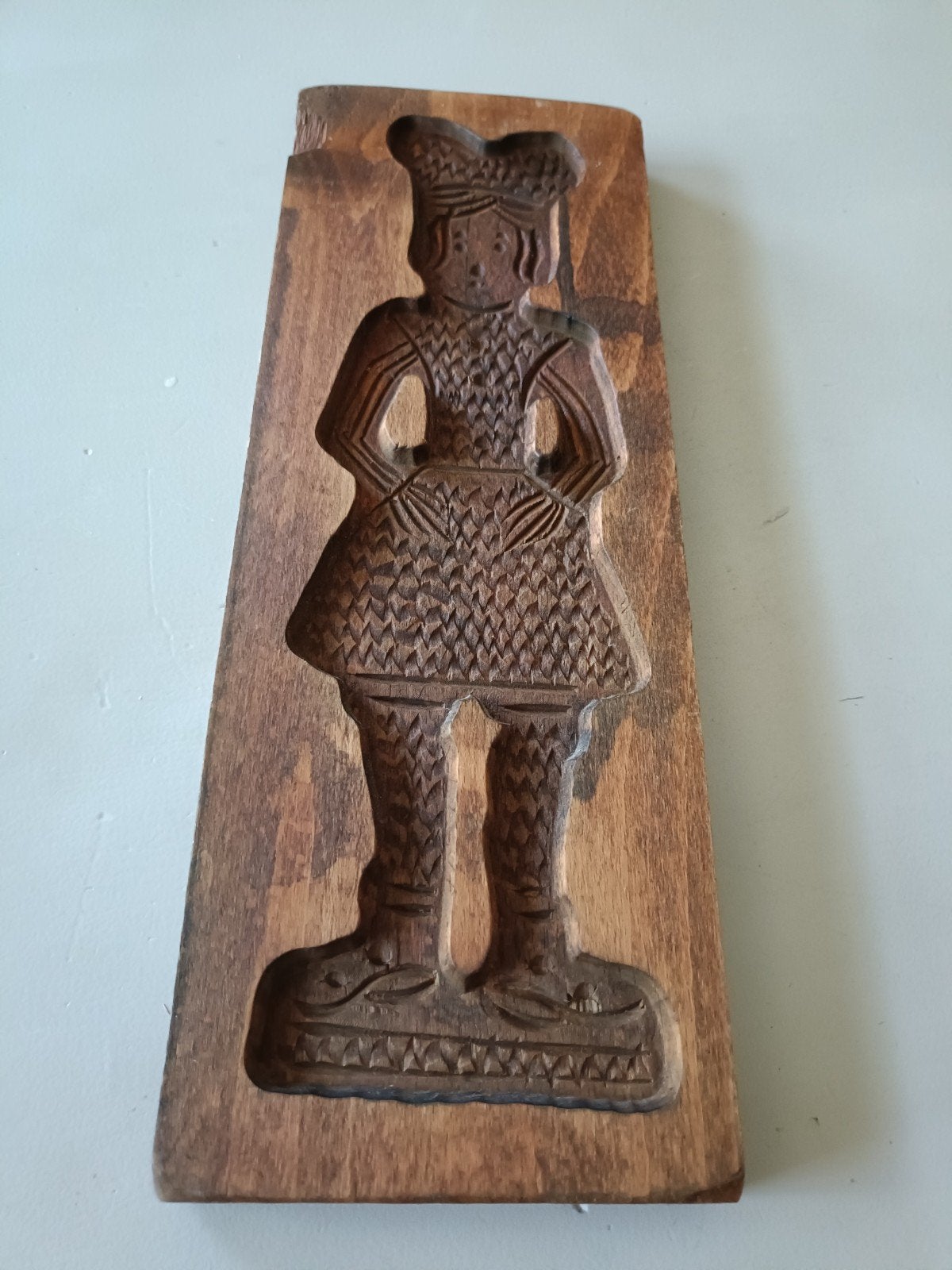 Speculaasplank met grote pop.
Er is er ook een van een vrouw, Ophalen of Verzenden