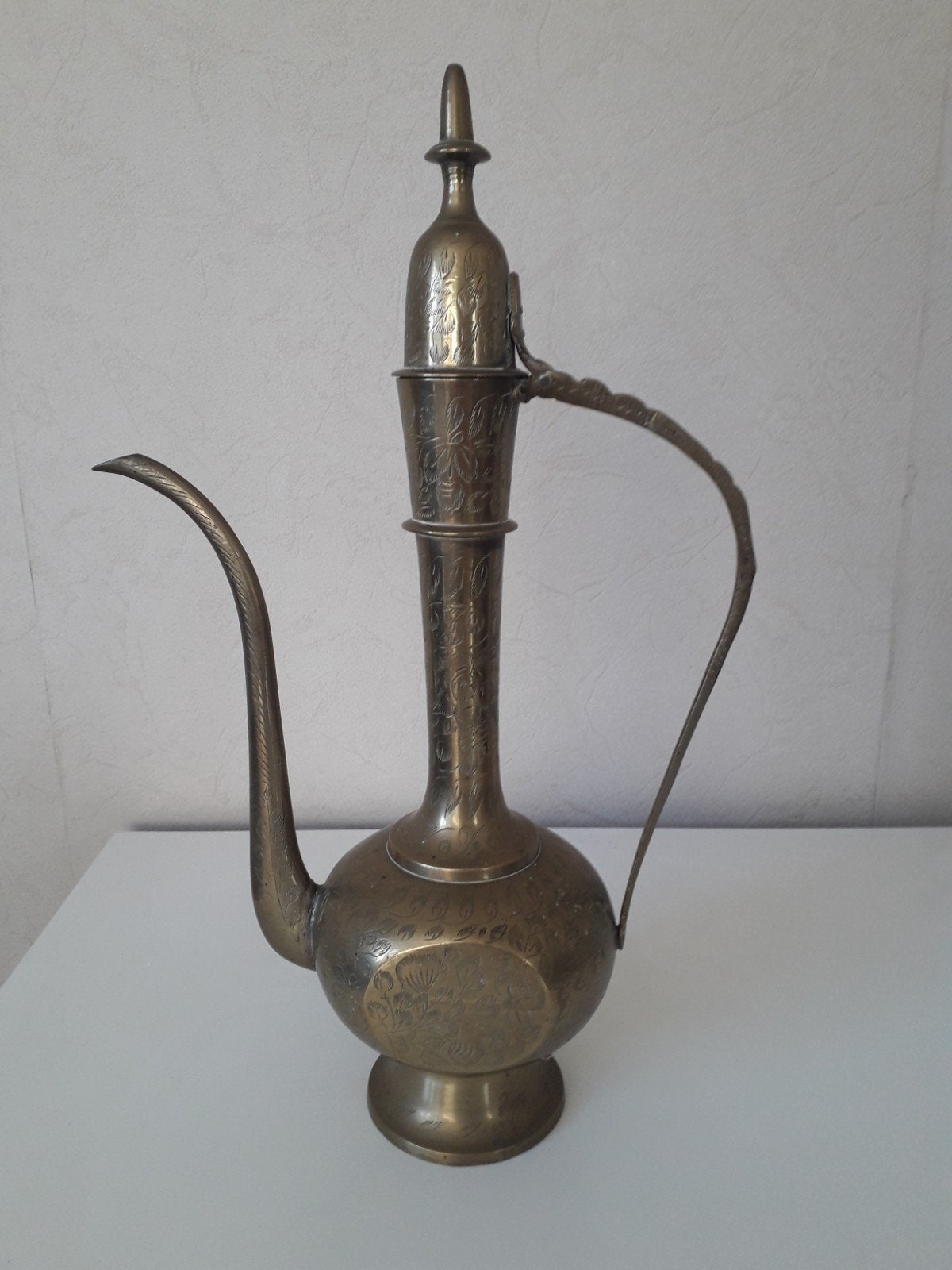 Indische theekan messing met gravures, Antiek en Kunst, Ophalen of Verzenden
