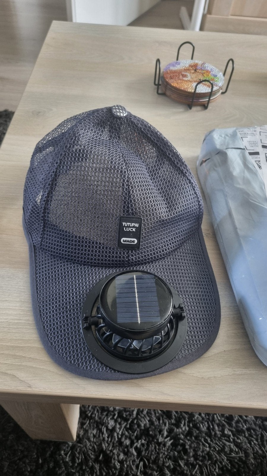 2x Nieuwe Pet met Ingebouwde Ventilator (Zonne-energie), Ophalen of Verzenden