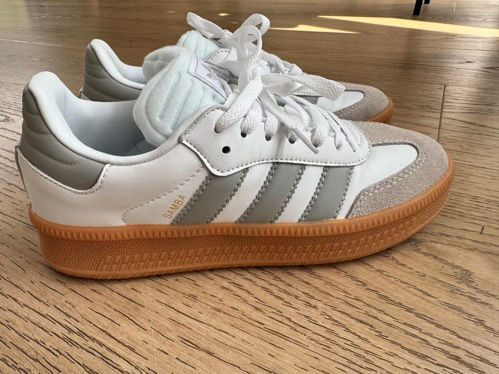 Adidas Samba XLG sneakers wit/grijs - Maat 39 1/3, Wit, Ophalen of Verzenden, Sneakers of Gympen, Zo goed als nieuw