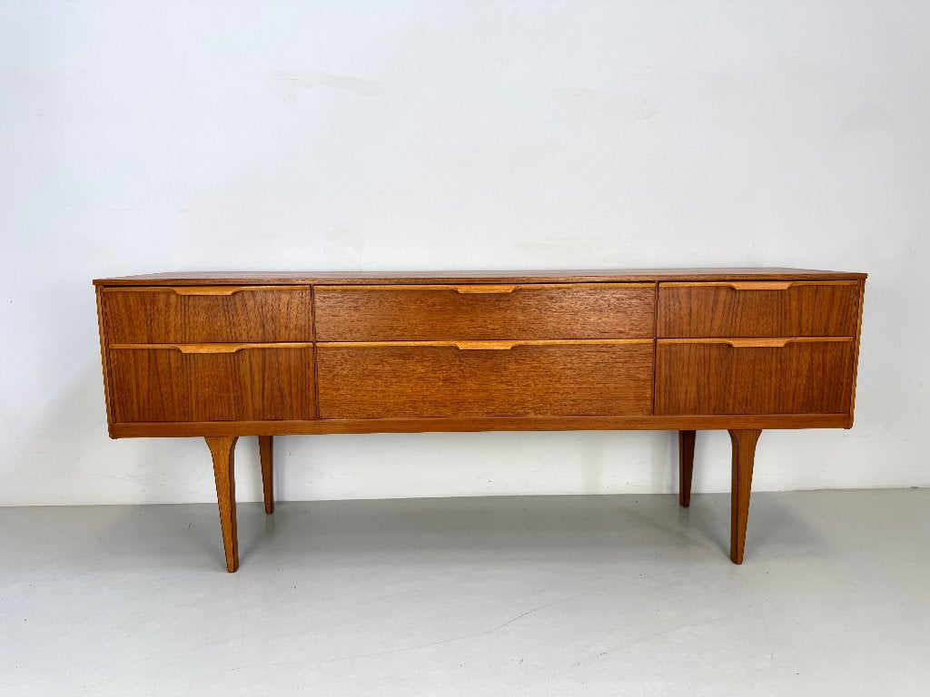Vintage dressoir Austinsuite., Ophalen of Verzenden, Zo goed als nieuw, 25 tot 50 cm, 150 tot 200 cm
