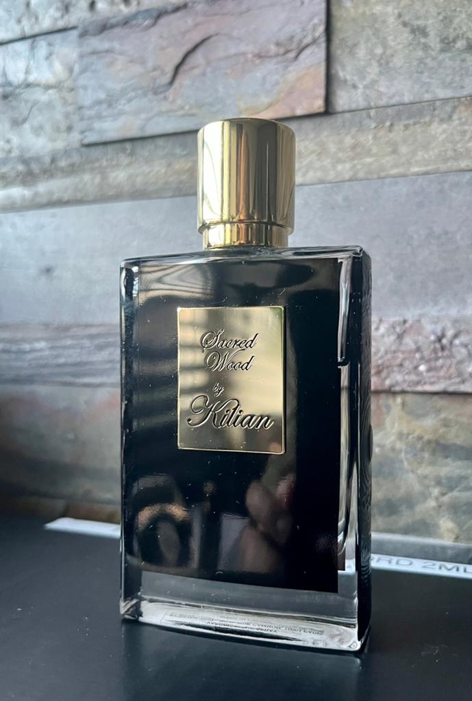 Kilian Sacred Wood, Sieraden, Tassen en Uiterlijk, Uiterlijk | Parfum, Ophalen of Verzenden, Zo goed als nieuw