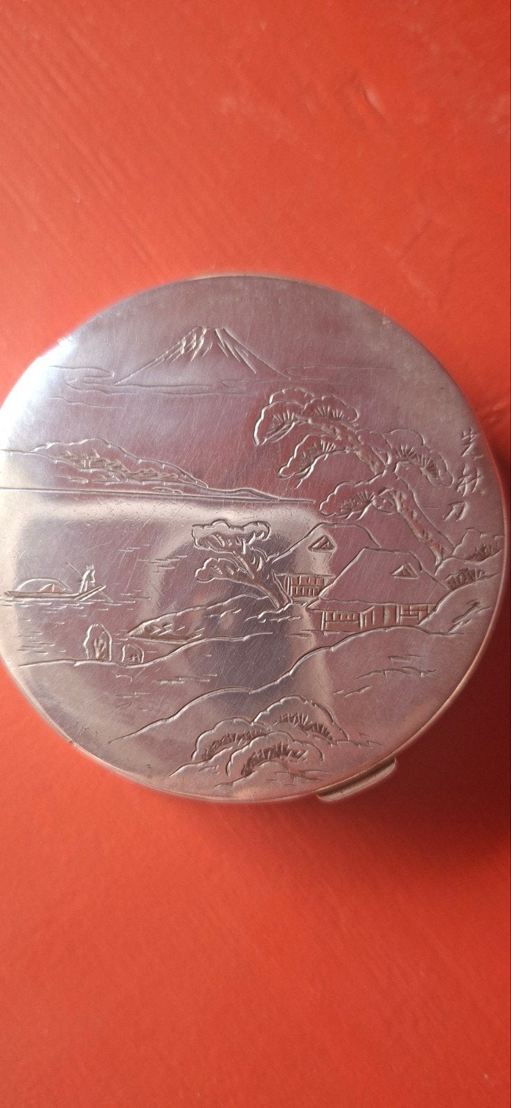 Antieke Japanse Zilveren Poederdoos (950 Zilver) – Berg Fuji, Antiek en Kunst, Antiek | Goud en Zilver, Ophalen of Verzenden