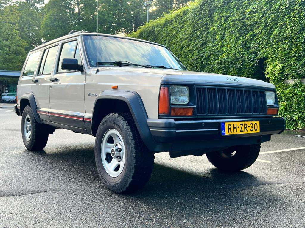 4.0 CHEROKEE sport AİRCO 1e EİGENAARSAUTO..!!!, Stof, 4000 cc, Handgeschakeld, Vierwielaandrijving