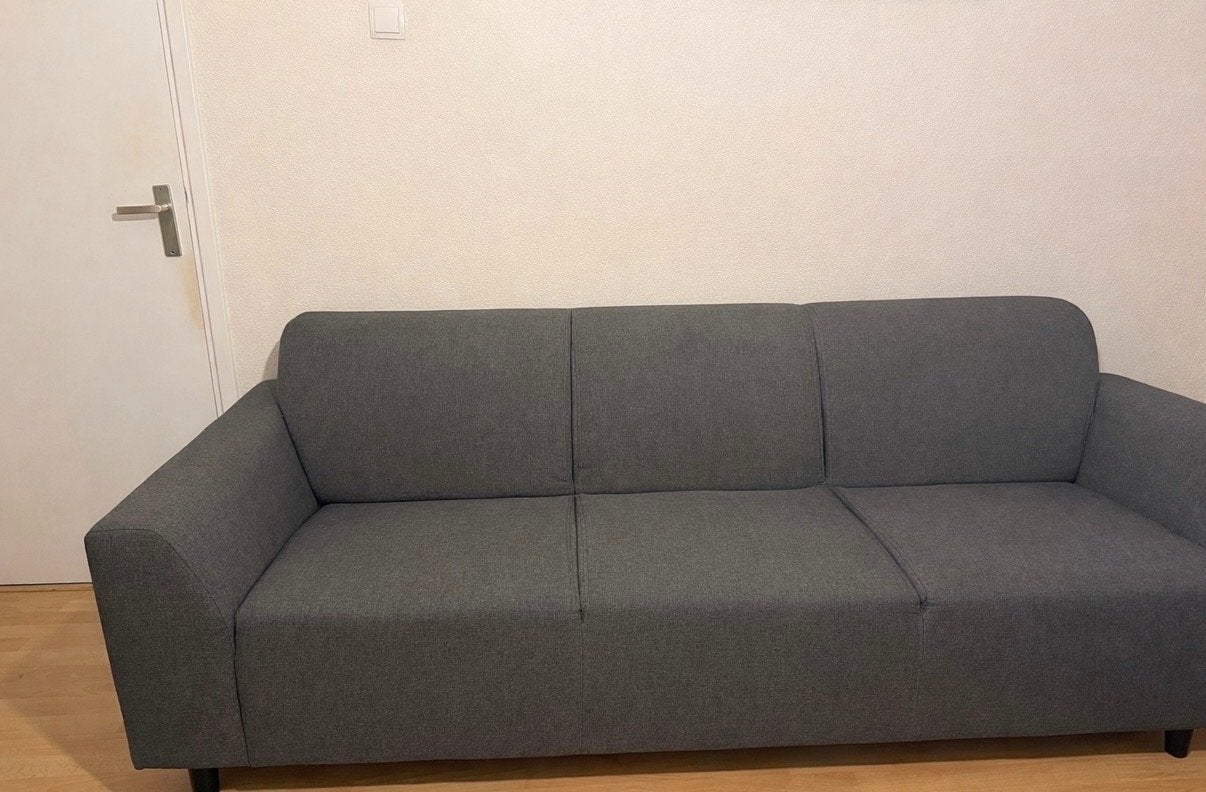 Comfortabele bank met poef - 222 cm lang, Ophalen, Gebruikt, 125 cm of meer, 75 tot 100 cm