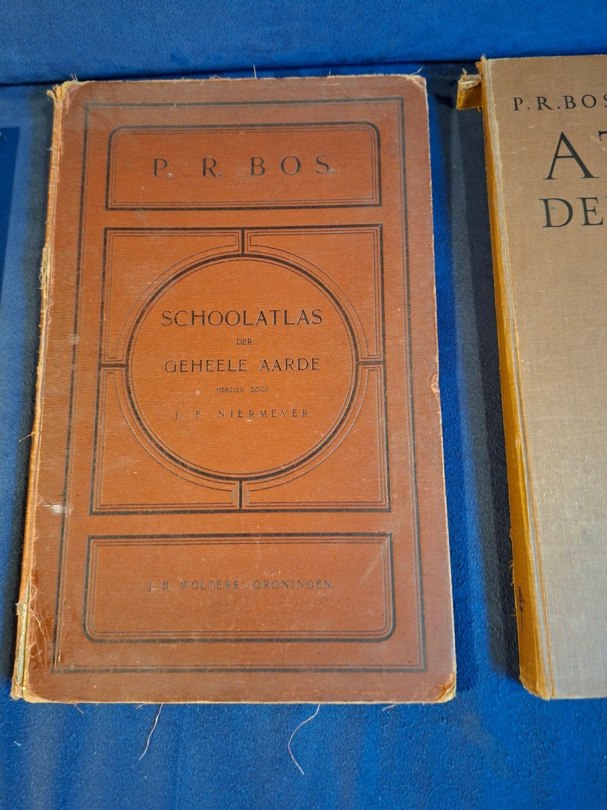 Historische schoolatlas: Atlas der Gehele Aarde (P.R. Bos), Gelezen, Bosatlas, P.R. Bos, J.F. Niermeyer, Ophalen of Verzenden